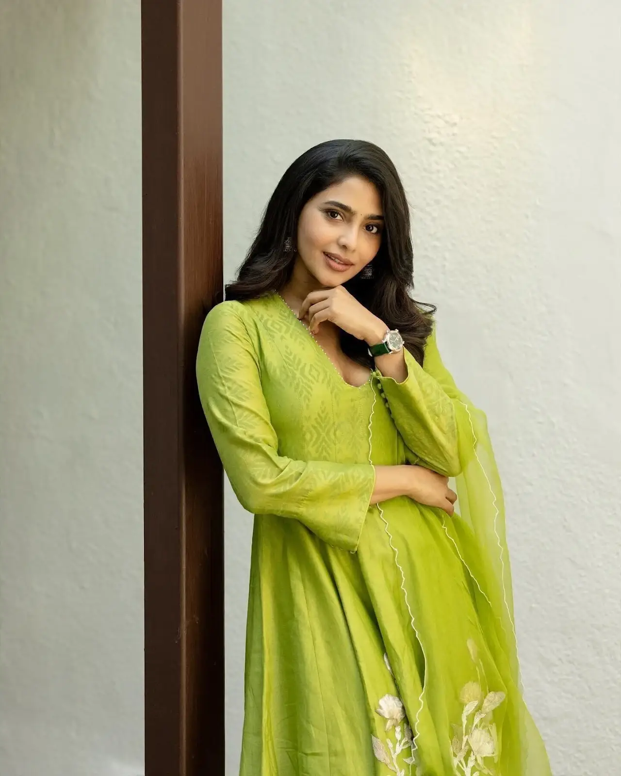 Beautiful Indian actress Aishwarya Lekshmi Images in Green Dress